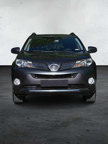 Toyota RAV4 4 of 5