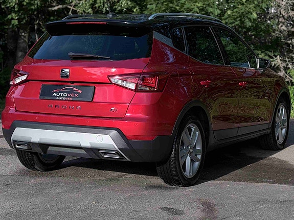 Seat Arona 7 of 30