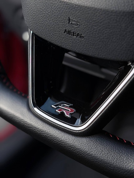 Seat Arona 15 of 30