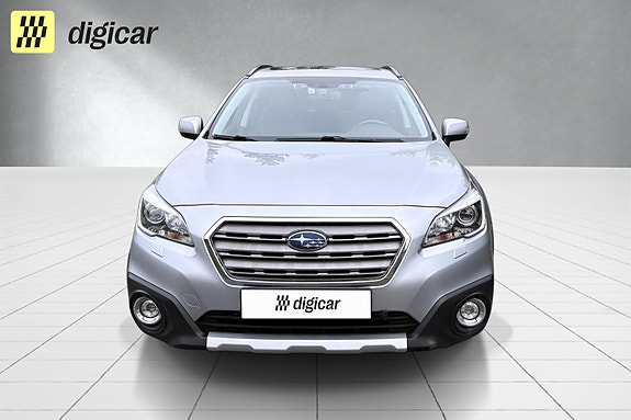 Subaru Outback 2 of 5