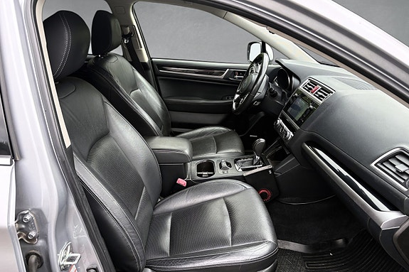 Subaru Outback 17 of 30