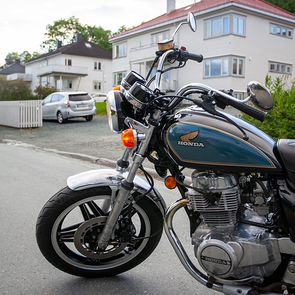 Honda CM400 Custom - Original 7 of 7