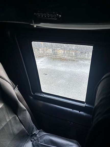 Ford Transit 350L Kombi 21 of 30
