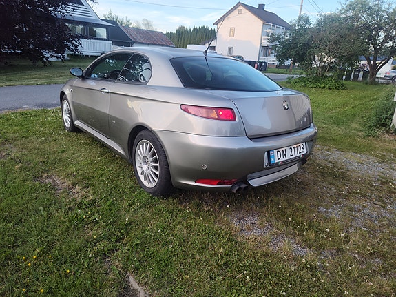 Alfa Romeo GT 4 of 5