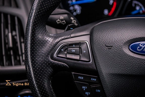 Ford Focus 22 of 30