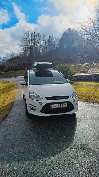 Ford S-MAX 4 of 13