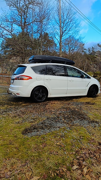 Ford S-MAX 5 of 13
