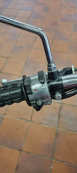 Kawasaki S2 Mach II 4 of 5