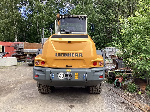 Liebherr 526 3 of 5