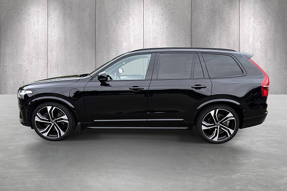Volvo XC90 4 of 5