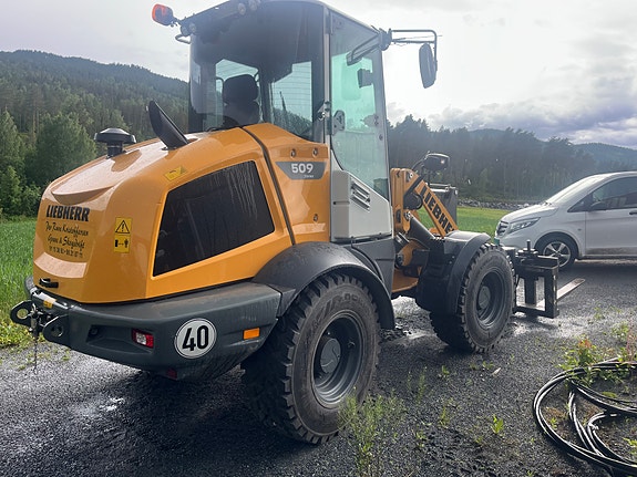 Liebherr 509 2 of 5