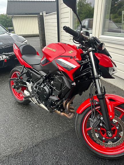 Kawasaki Z 650 2 of 4