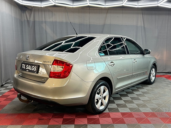 Skoda Rapid 5 of 5