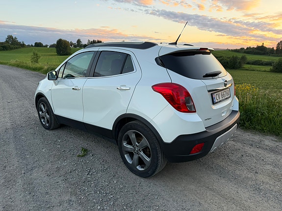 Opel Mokka 2 of 5