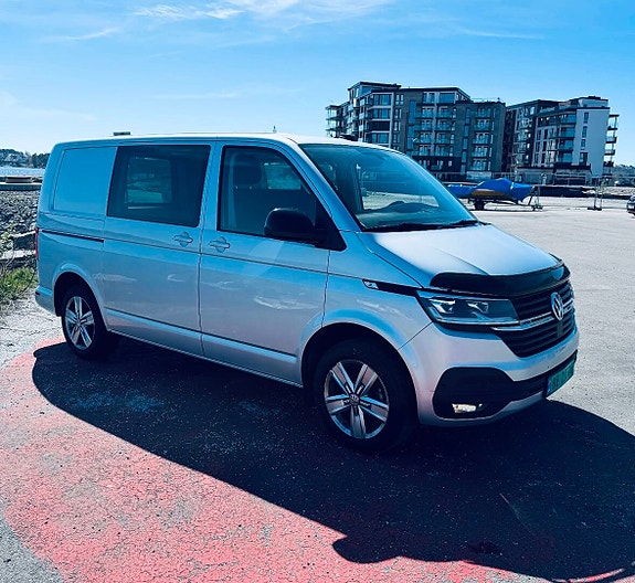 Volkswagen Transporter 9 of 17