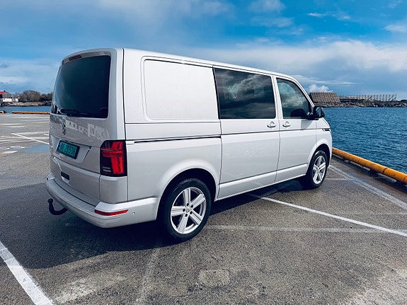 Volkswagen Transporter 4 of 17