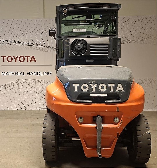 Toyota 9FBM60T 2 of 4