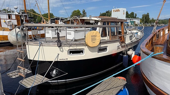 Nauticat 33 5 of 5