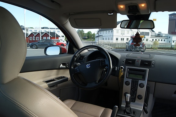 Volvo C30 3 of 5