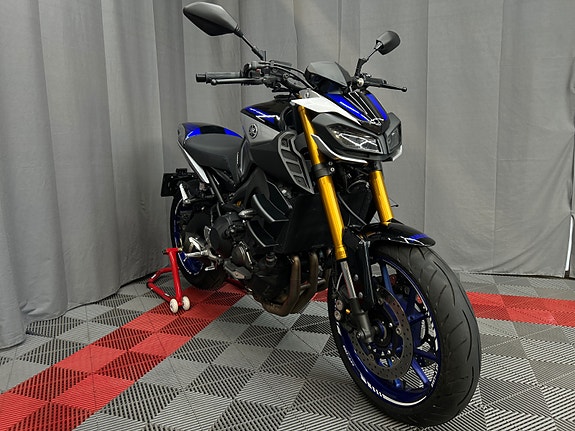 Yamaha MT09 SP Må ses! // MYE ekstra utstyr // ARROW // Pent hol 2 of 5