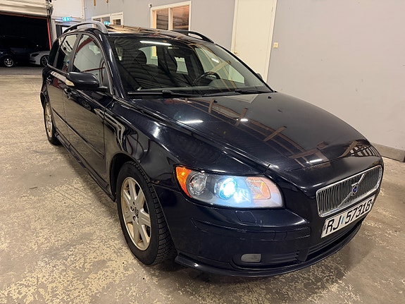 Volvo V50 5 of 5