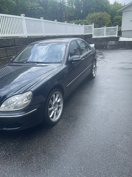 Mercedes-Benz S500 21 of 22