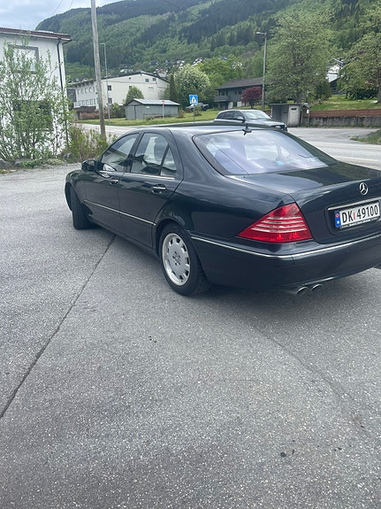 Mercedes-Benz S500 7 of 22