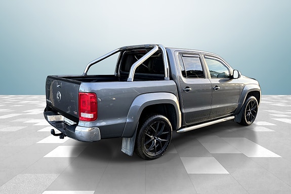Volkswagen Amarok 2 of 5