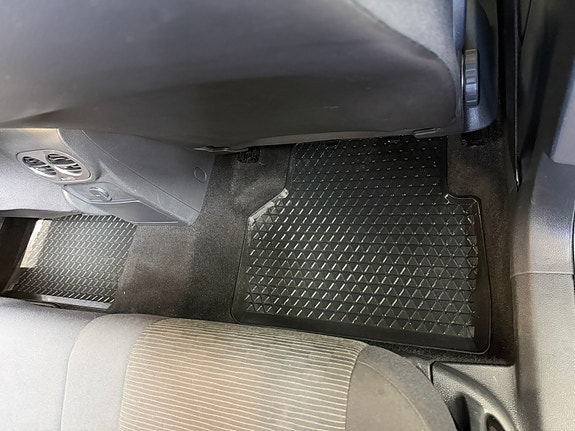 Volkswagen Tiguan 18 of 18