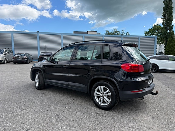 Volkswagen Tiguan 5 of 18