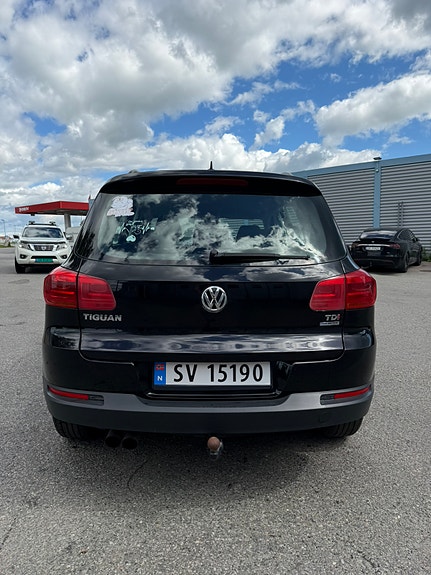 Volkswagen Tiguan 6 of 18