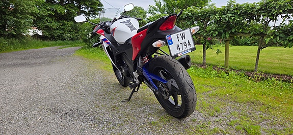 Honda CBR 125 R 3 of 5