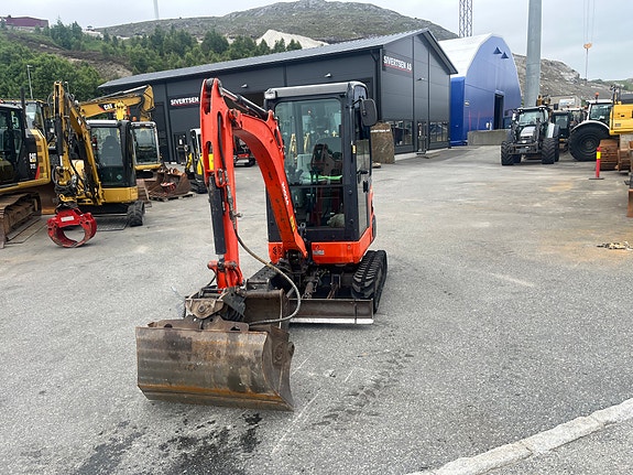 Kubota KX019-4 3 of 5