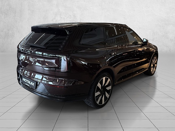 Volvo EX90 3 of 30