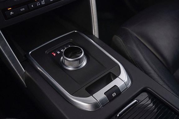 Land Rover Discovery Sport 25 of 25