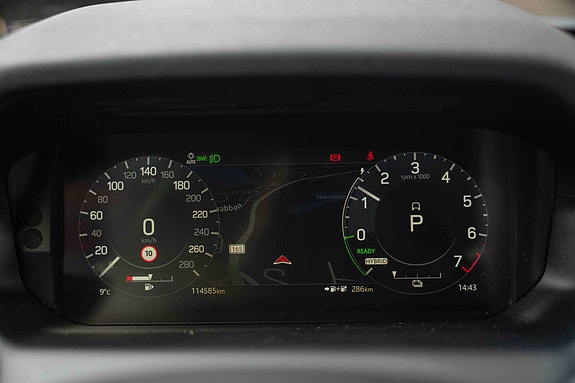 Land Rover Discovery Sport 18 of 23