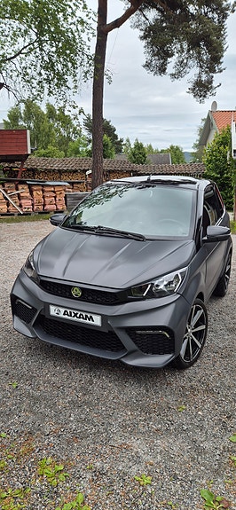 Aixam S9 2 of 5