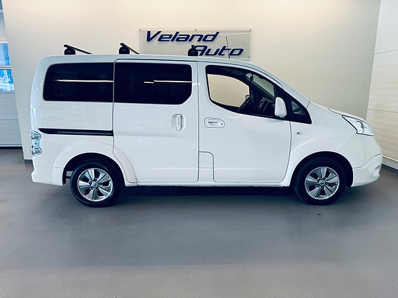 Nissan e-NV200 5 of 5