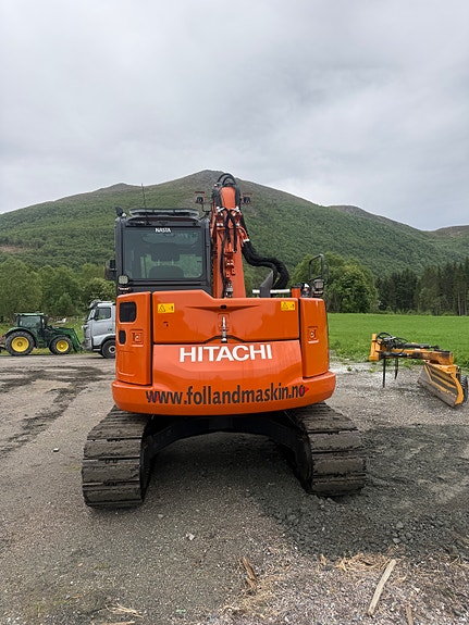 Hitachi ZX85US 3 of 5