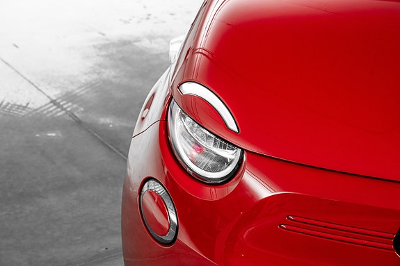 Fiat 500 4 of 24