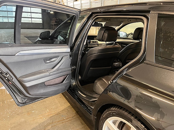 BMW 520d 13 of 20