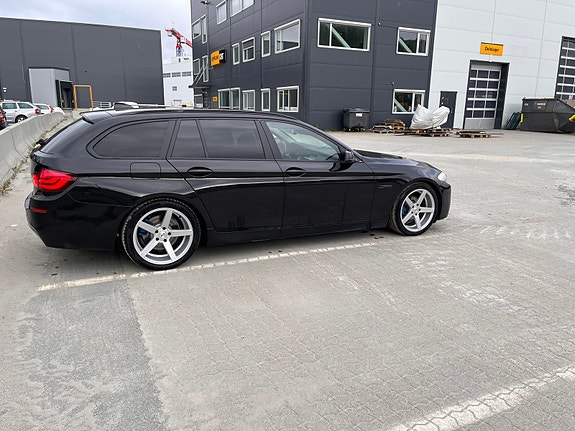 BMW 520d 4 of 20
