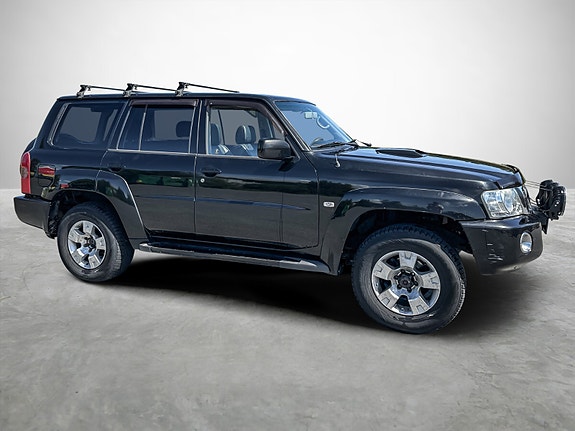 Nissan Patrol 5 of 5