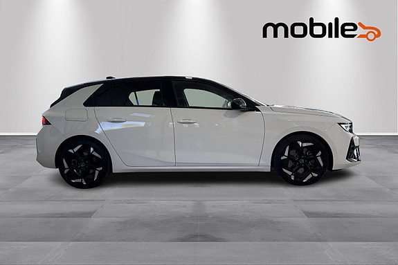Opel Astra 2 of 28