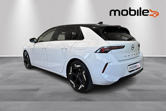 Opel Astra 21 of 28