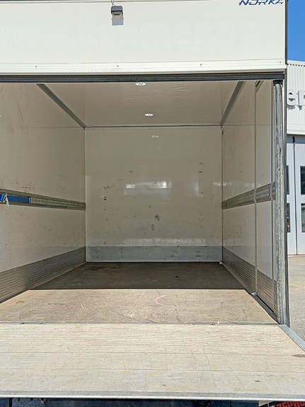 Fuso Canter 7c18 14 paller Norka, nyttelast 3405kg. 9 of 18