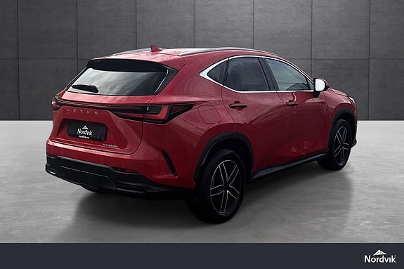 Lexus NX450h 5 of 29