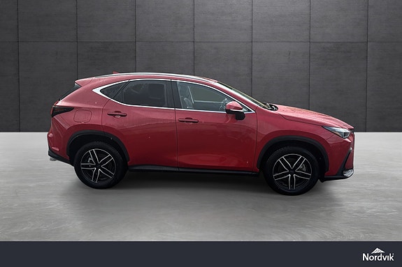 Lexus NX450h 4 of 29