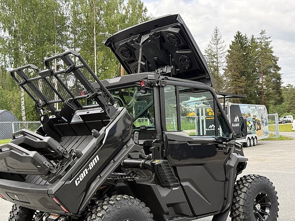 Can-Am Traxter HD11 5 of 5