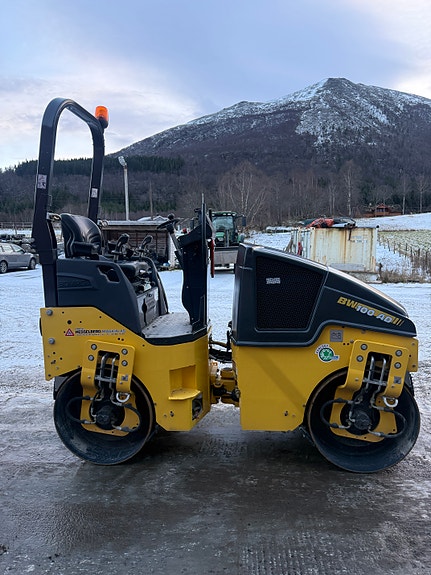 Bomag BW 100 AD 3 of 5